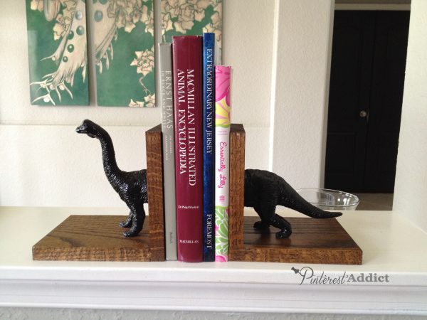 How to make dinosaur bookends